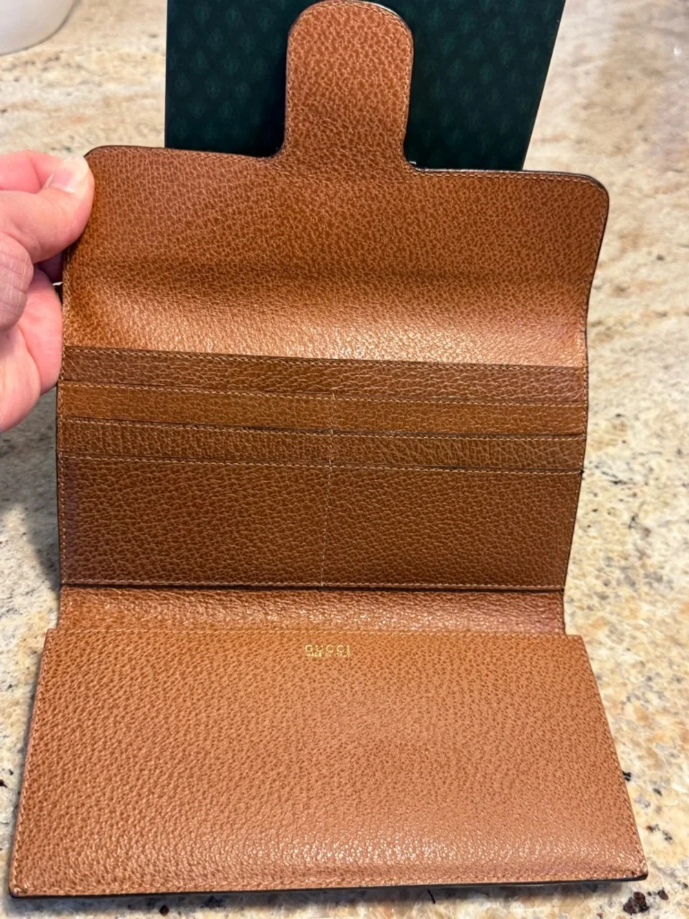 GUCCI HORSEBIT CONTINENTAL WALLET - Picture 4 of 14